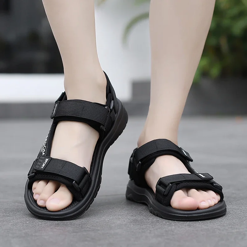 Summer Men Sandals New Breathable Casual Shoes Outdoor Concise Lightweight Beach Shoes Soft Sport Slippers Male Plus Size 38-47