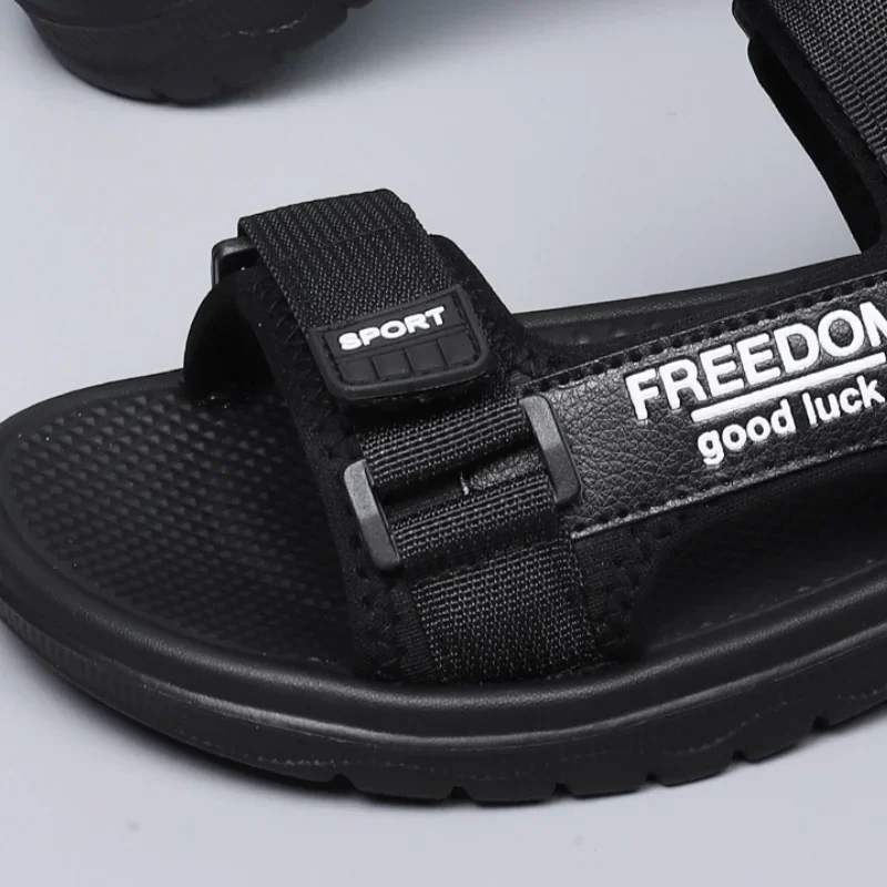 Summer Men Sandals New Breathable Casual Shoes Outdoor Concise Lightweight Beach Shoes Soft Sport Slippers Male Plus Size 38-47