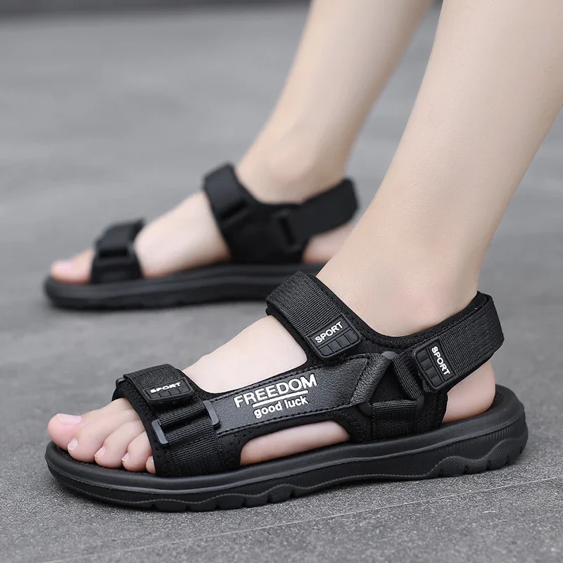 Summer Men Sandals New Breathable Casual Shoes Outdoor Concise Lightweight Beach Shoes Soft Sport Slippers Male Plus Size 38-47