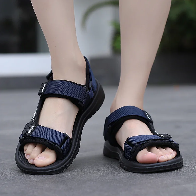 Summer Men Sandals New Breathable Casual Shoes Outdoor Concise Lightweight Beach Shoes Soft Sport Slippers Male Plus Size 38-47